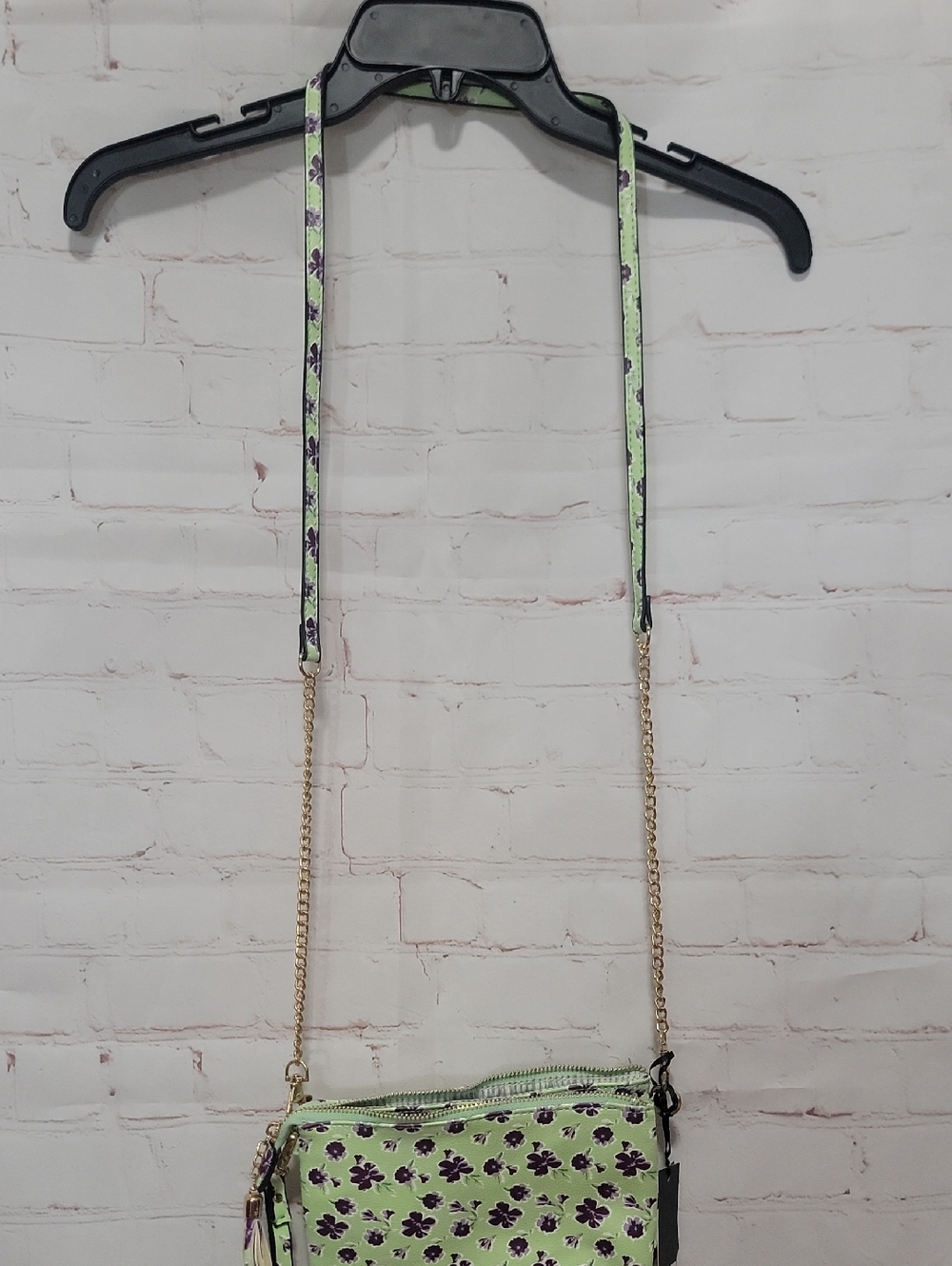 Light Green Floral Crossbody Bag with Gold Chain Strap